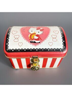 Vintage 2003 Sanrio HELLO KITTY Small Metal Tin Trinket Box w/Lock & Keys Y2K